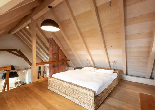 Herzkammer 1 – Schlafgalerie